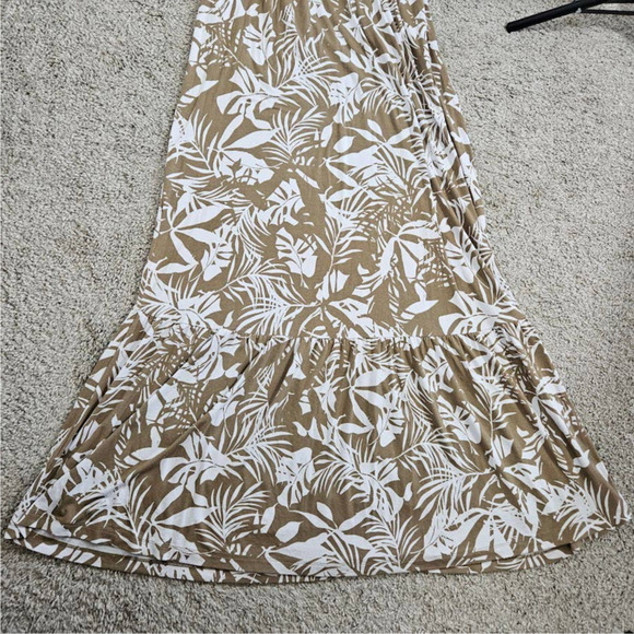 Tommy Bahama Maxi Dress Smocked Halter Hawaiian Floral Print Flowy Size SP - Picture 13 of 16